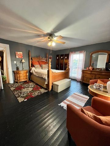 828 E Main Street, Stanford, KY 40484