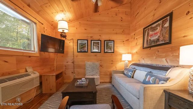 122 Quail Roost Drive, Cosby, TN 37722