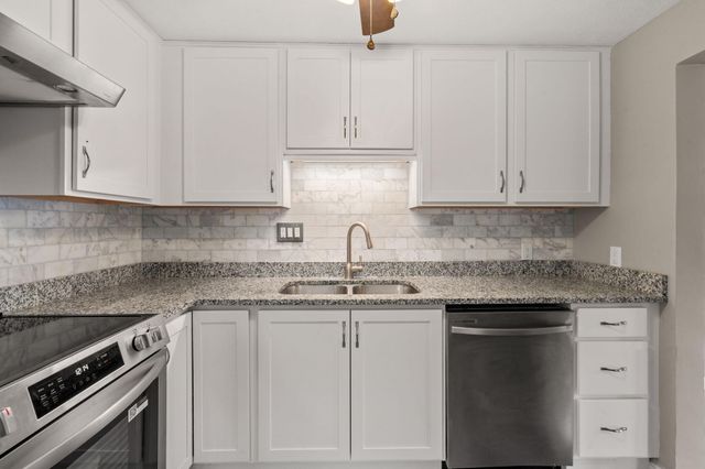 130 Old Barnstable Road, Teaticket, MA 02536