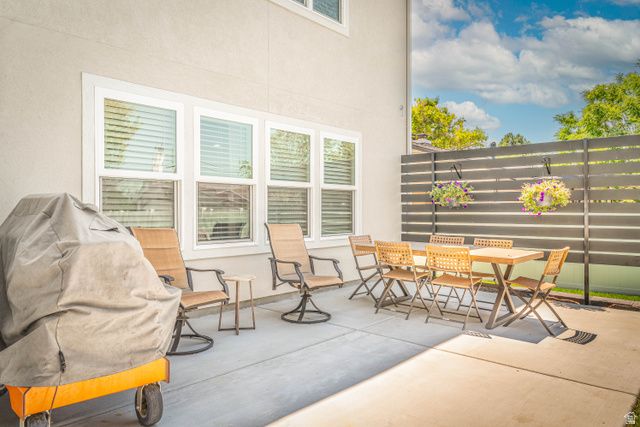 170 W DAWSON, Layton, UT 84041