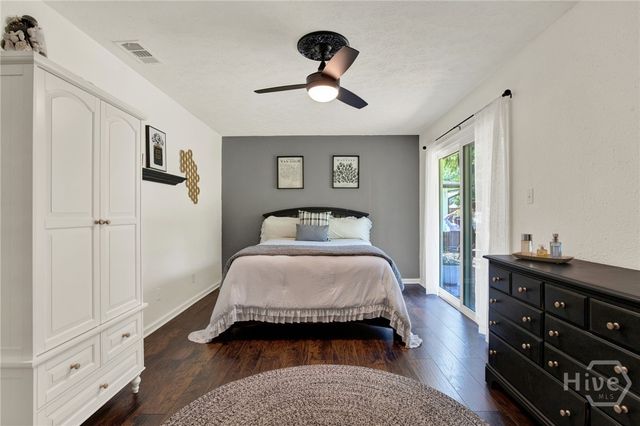 707 White Bluff Avenue, Savannah, GA 31419