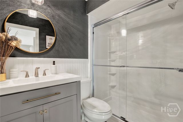 707 White Bluff Avenue, Savannah, GA 31419