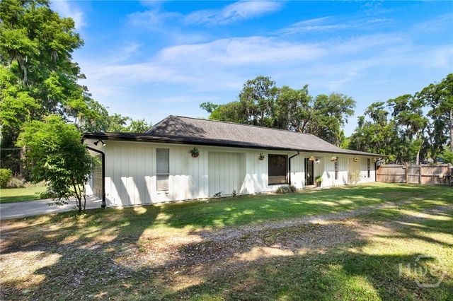 707 White Bluff Avenue, Savannah, GA 31419