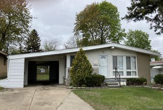 1271 Featherstone Road, Pontiac, MI 48342