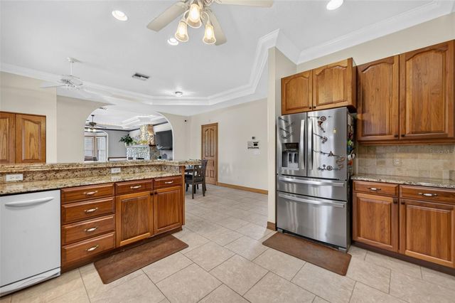 4657 HICKORY TREE ROAD, St Cloud, FL 34772