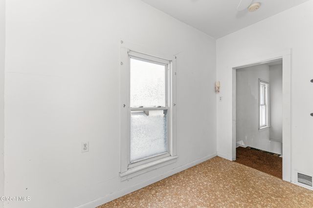 39 East Street, Argyle, NY 12809