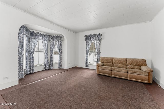 39 East Street, Argyle, NY 12809