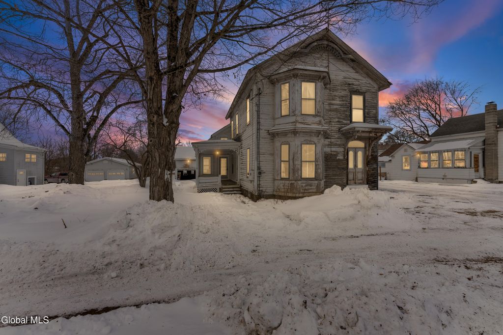 39 East Street, Argyle, NY 12809