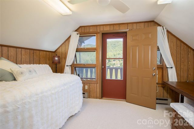 93 Franklin Crest Road, Spruce Pine, NC 28777