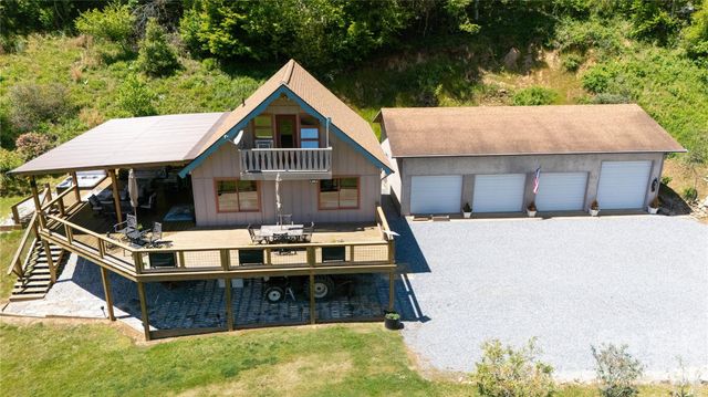 93 Franklin Crest Road, Spruce Pine, NC 28777