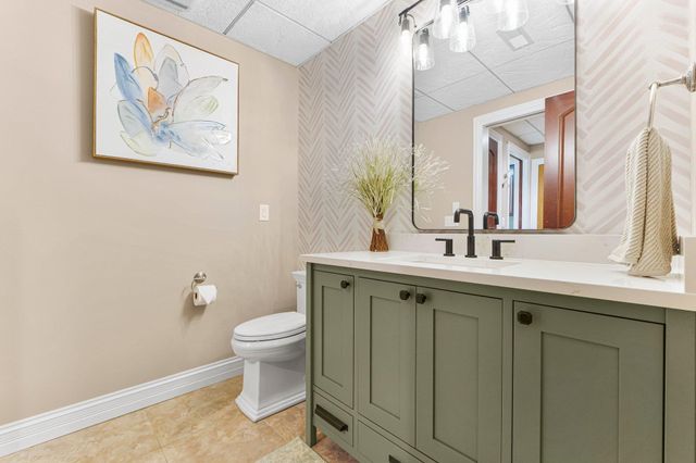 53717 Meadow Lake Court, Elkhart, IN 46514