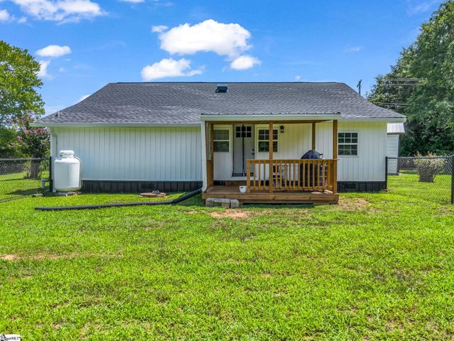 605 Hollis Road, Ellenboro, NC 28040