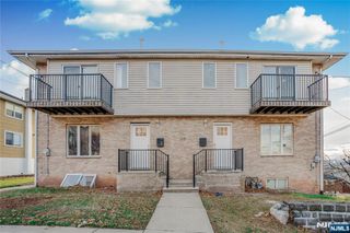 100 E Harwood Terrace, Palisades Park, NJ 07650