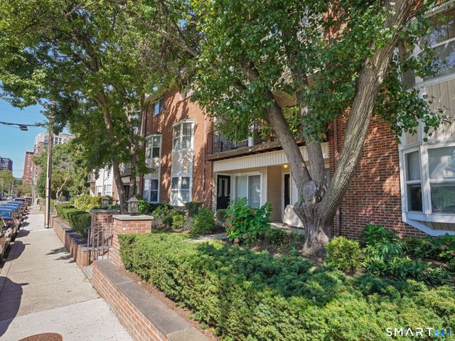 170 Forest Street 9, Stamford, CT 06901