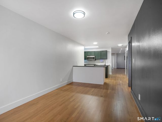 170 Forest Street 9, Stamford, CT 06901