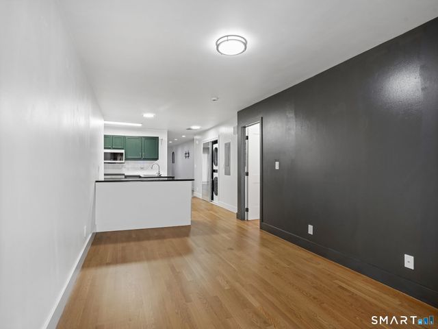 170 Forest Street 9, Stamford, CT 06901
