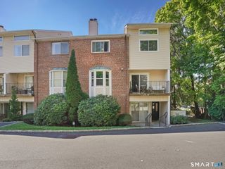 170 Forest Street 9, Stamford, CT 06901