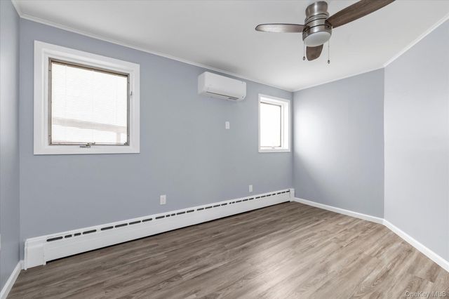 6 Franklin Avenue Lower, Port Washington, NY 11050