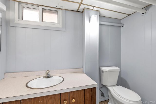 6 Franklin Avenue Lower, Port Washington, NY 11050