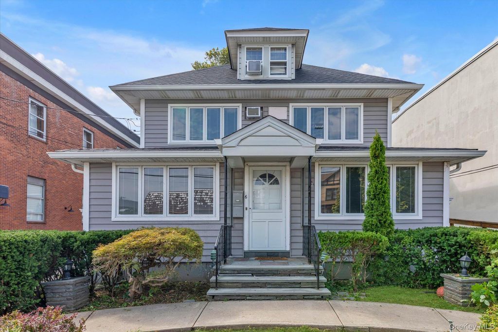 6 Franklin Avenue Lower, Port Washington, NY 11050