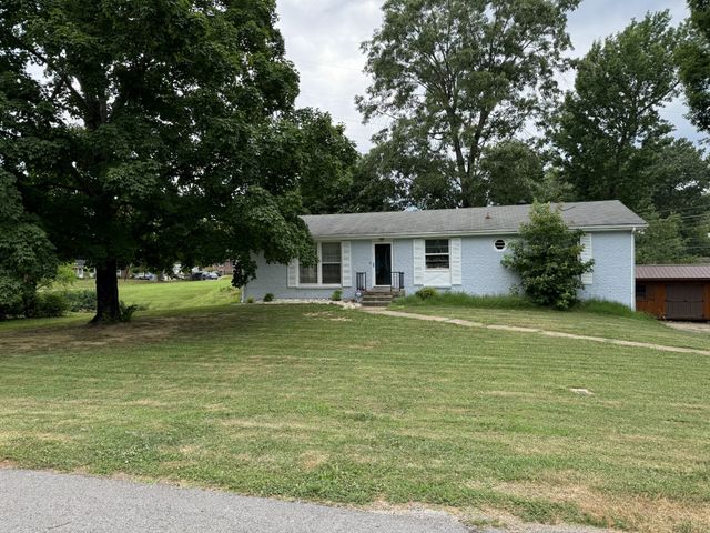 136 Kingswood Dr, Clarksville, TN 37043