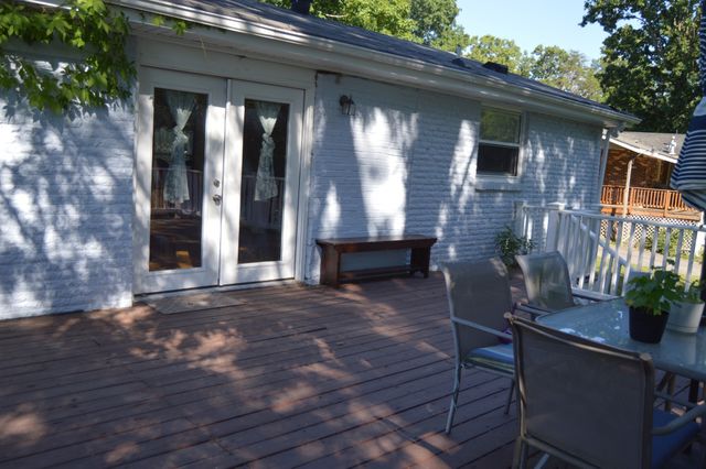 136 Kingswood Dr, Clarksville, TN 37043