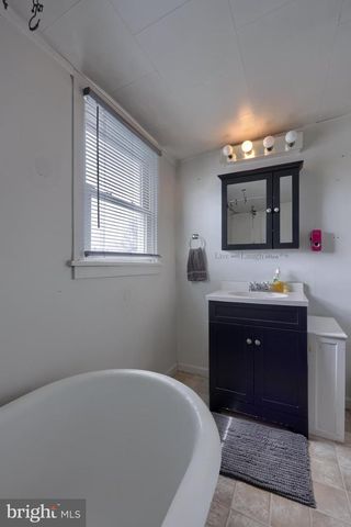 210 GUILFORD ST, Lebanon, PA 17046