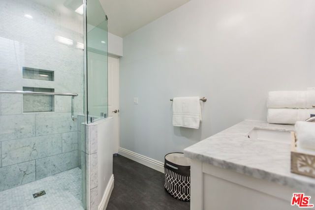 4407 Irvine Avenue, Studio City (los Angeles), CA 91602