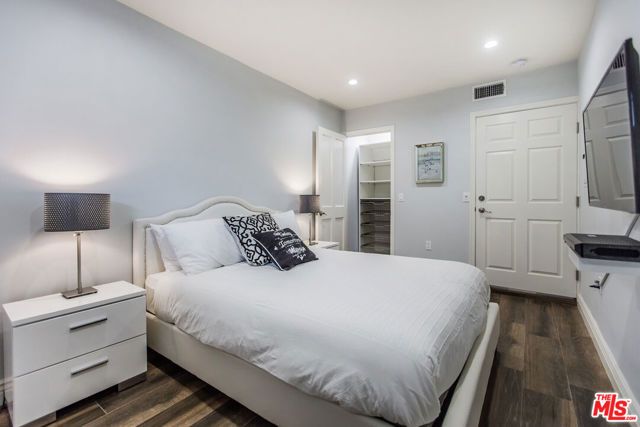 4407 Irvine Avenue, Studio City (los Angeles), CA 91602