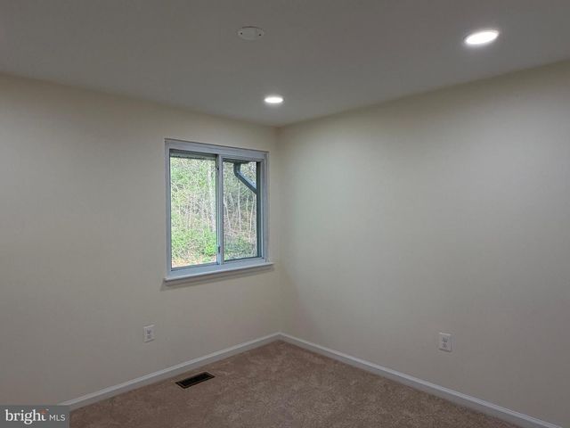 10607 WOODLAWN BLVD, Upper Marlboro, MD 20774