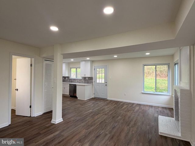 10607 WOODLAWN BLVD, Upper Marlboro, MD 20774