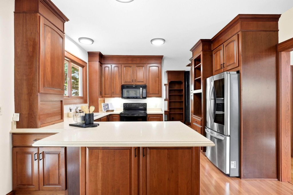 1102 Ramsey Street, Hastings, MN 55033 — photo 2