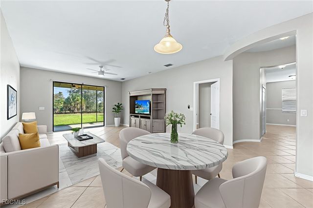 12154 Country Day CIR, Fort Myers, FL 33913