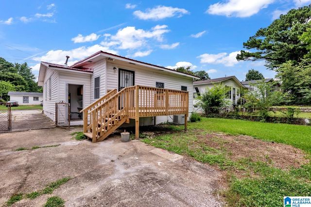 208 17TH AVENUE SW, Birmingham, AL 35211