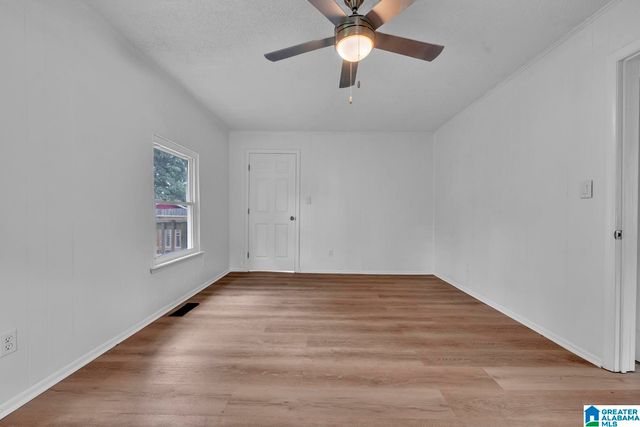 208 17TH AVENUE SW, Birmingham, AL 35211