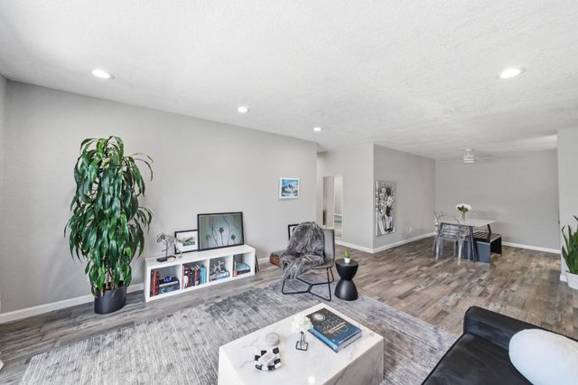38228 Paseo Padre Parkway 10, Fremont, CA 94536