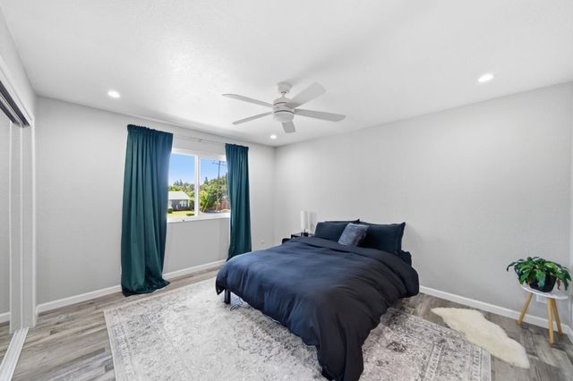 38228 Paseo Padre Parkway 10, Fremont, CA 94536