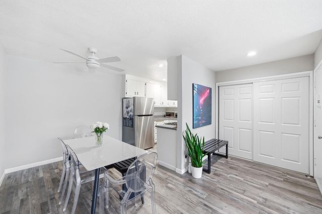 38228 Paseo Padre Parkway 10, Fremont, CA 94536