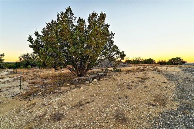 485 Vail River RD, Dripping Springs, TX 78620