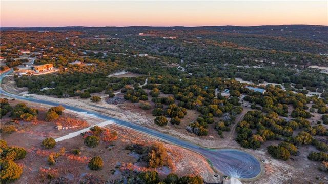 485 Vail River RD, Dripping Springs, TX 78620