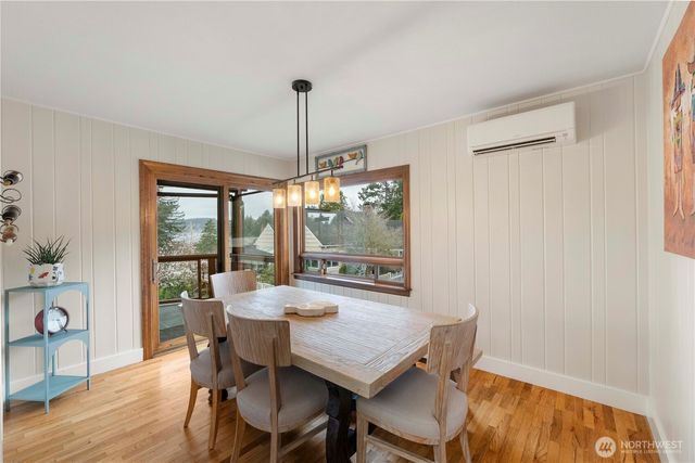 8366 6th Avenue, Tacoma, WA 98465