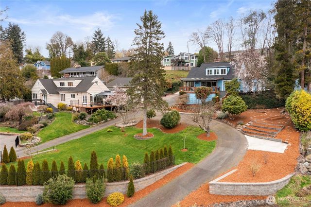 8366 6th Avenue, Tacoma, WA 98465