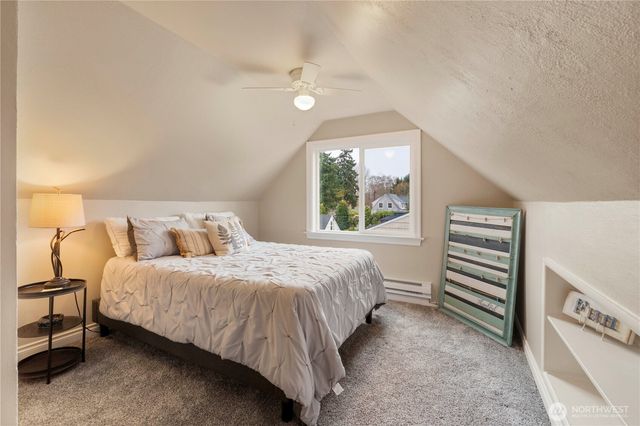 8366 6th Avenue, Tacoma, WA 98465