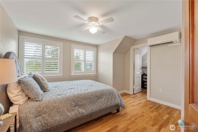 8366 6th Avenue, Tacoma, WA 98465