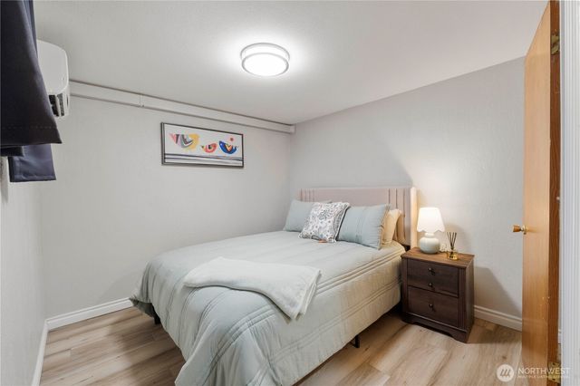 8366 6th Avenue, Tacoma, WA 98465