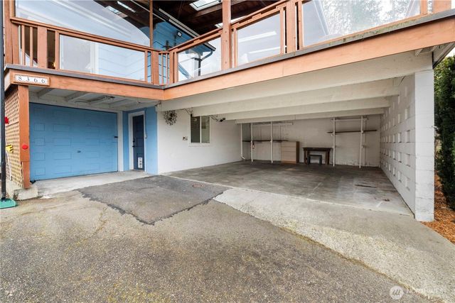 8366 6th Avenue, Tacoma, WA 98465