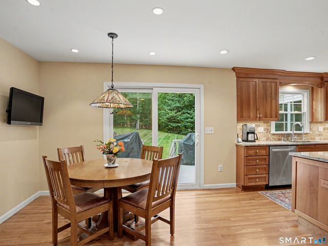 16 Banks Hill Place, Ridgefield, CT 06877