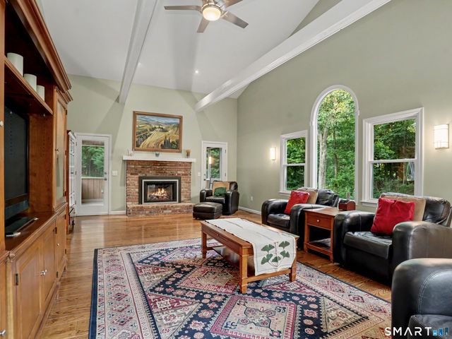16 Banks Hill Place, Ridgefield, CT 06877