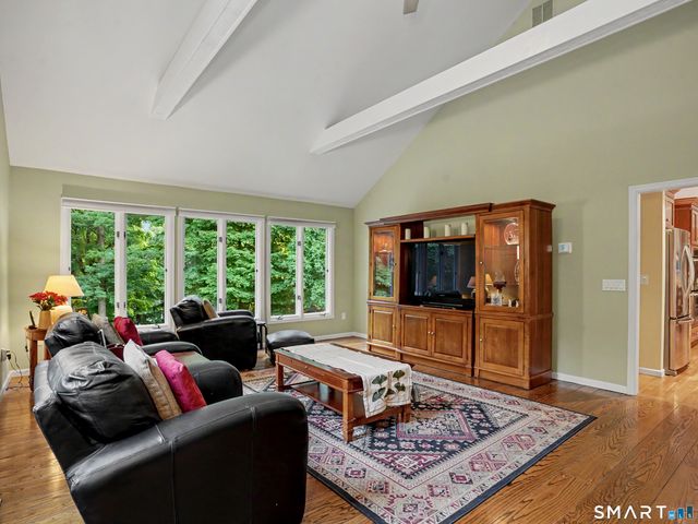 16 Banks Hill Place, Ridgefield, CT 06877