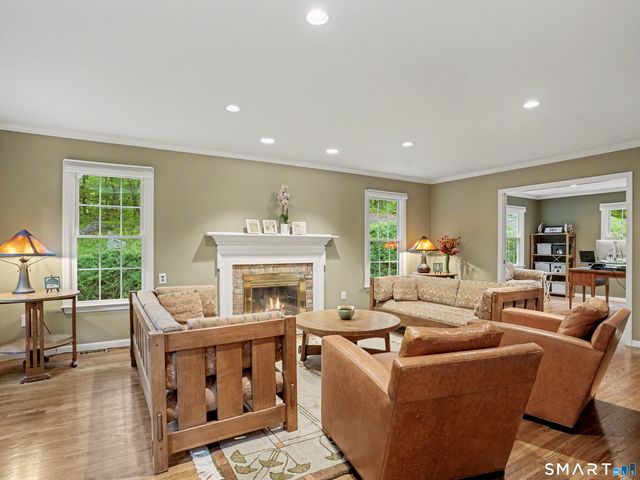 16 Banks Hill Place, Ridgefield, CT 06877